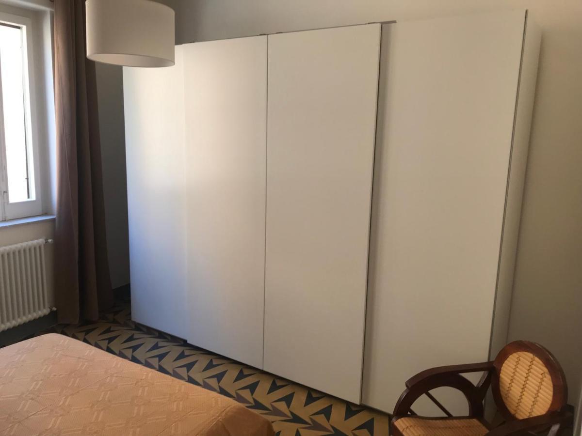 Casa Bianca Apartment Палермо Екстериор снимка
