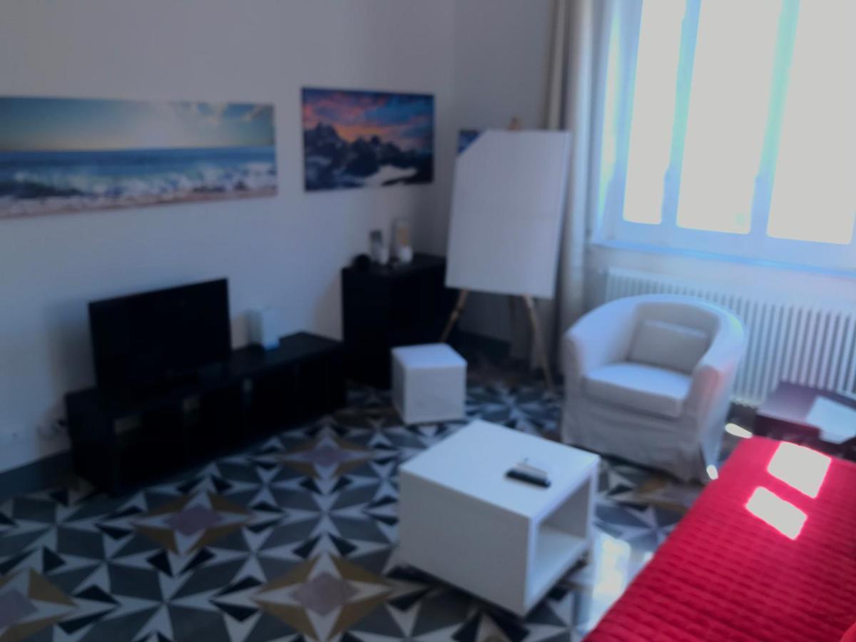 Casa Bianca Apartment Палермо Екстериор снимка